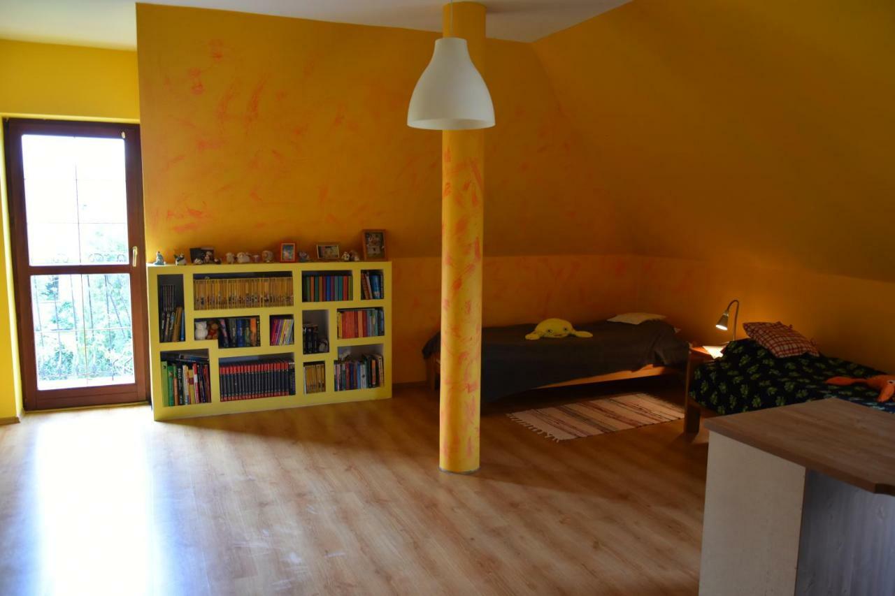 Comfortable House With Garden Manki ภายนอก รูปภาพ